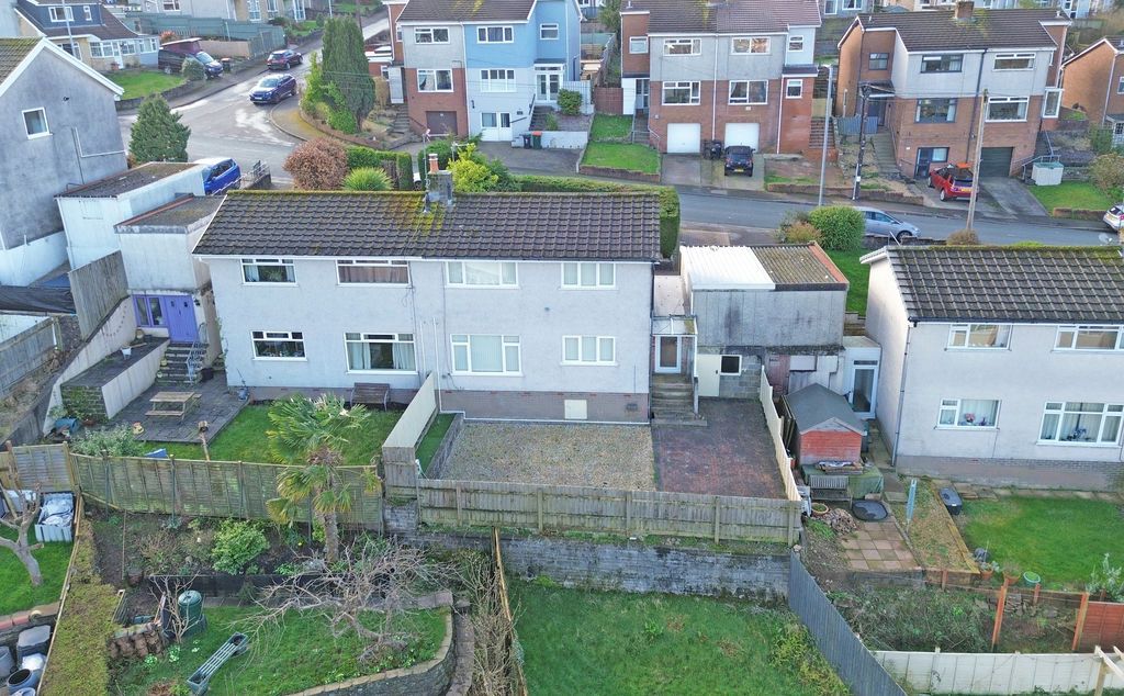 Property photo 2 of 19 Photo 2