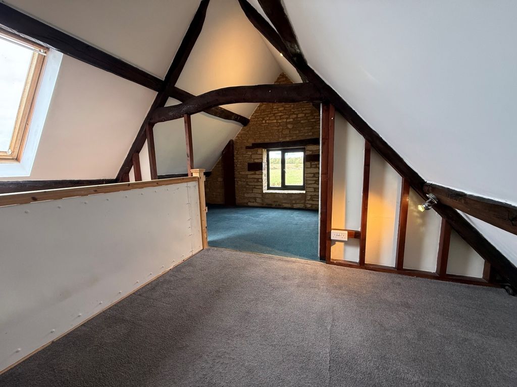 Property photo 3 of 10 4A Garston Mezamine