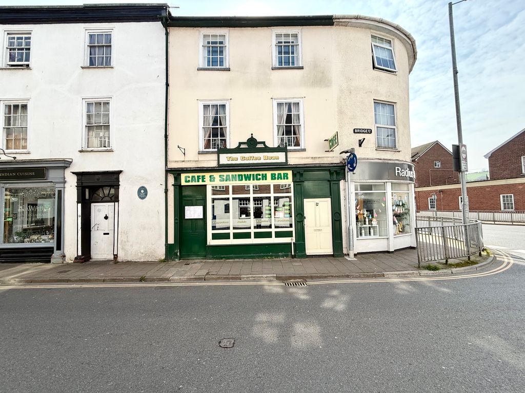 Property photo 2 of 15 Front