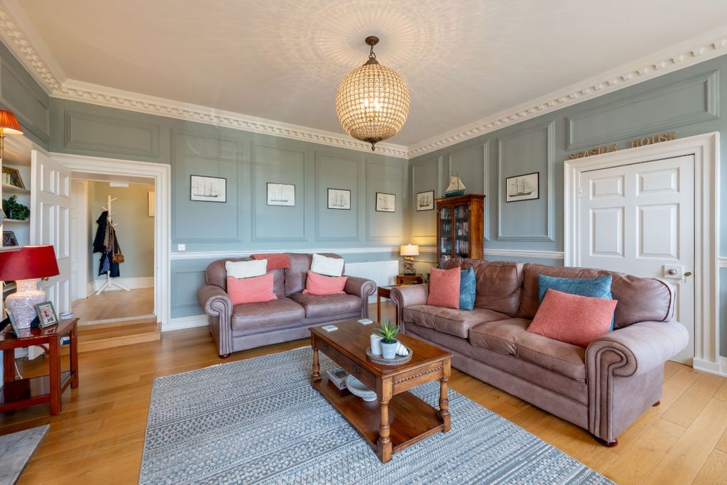 Additional image 5 of 4 bed flat for saleBlakeney, Holt NR25