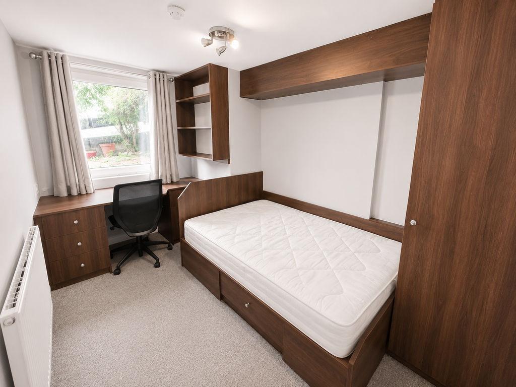 Property photo 1 of 5