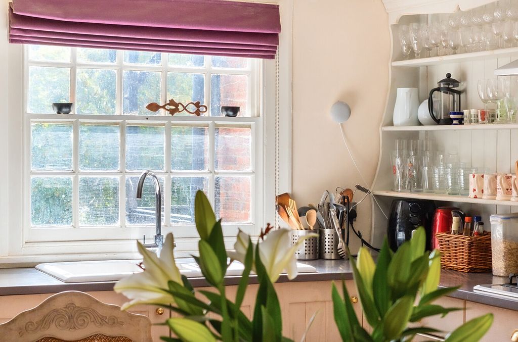 Property photo 2 of 24 1503960-3-6A907E5...