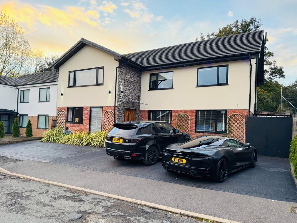 Property photo 1 of 54