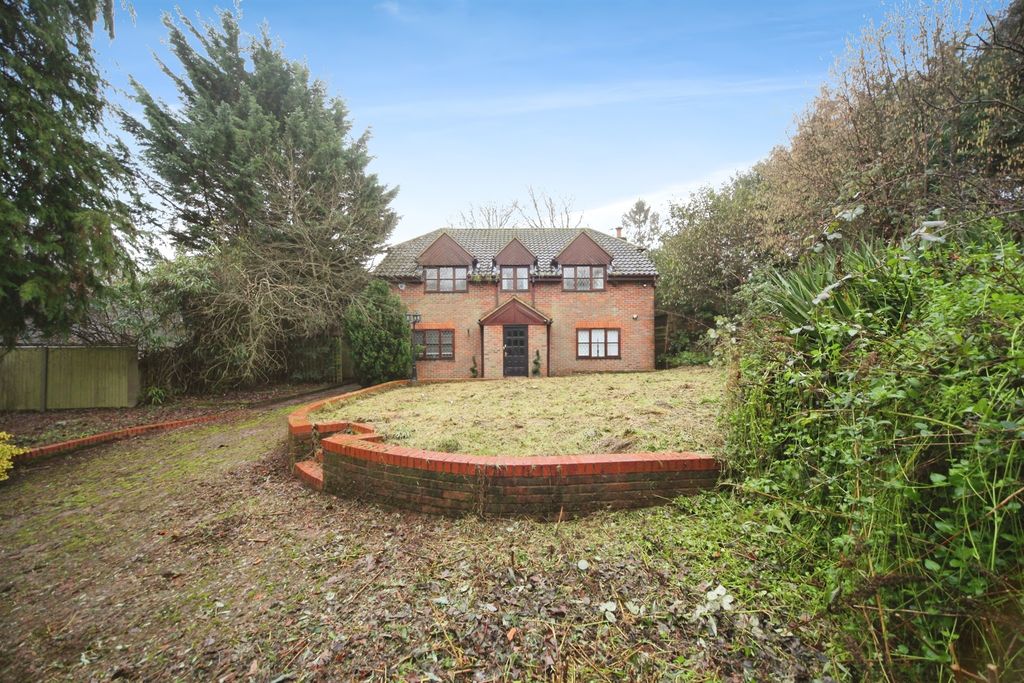 Property photo 1 of 20