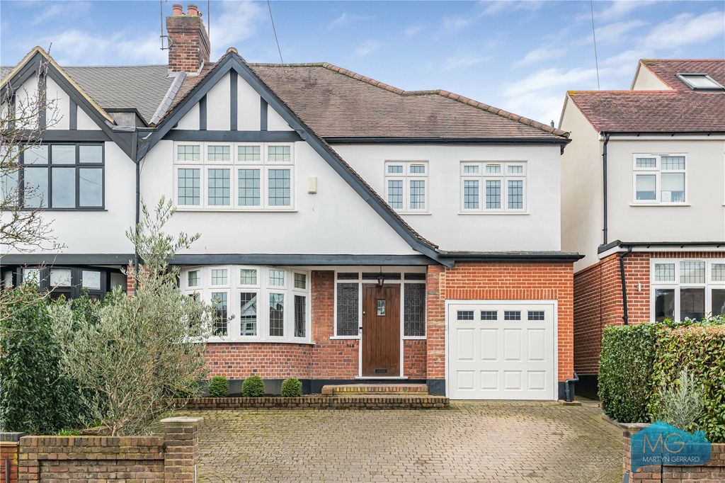 Property photo 1 of 27 Picture No. 13