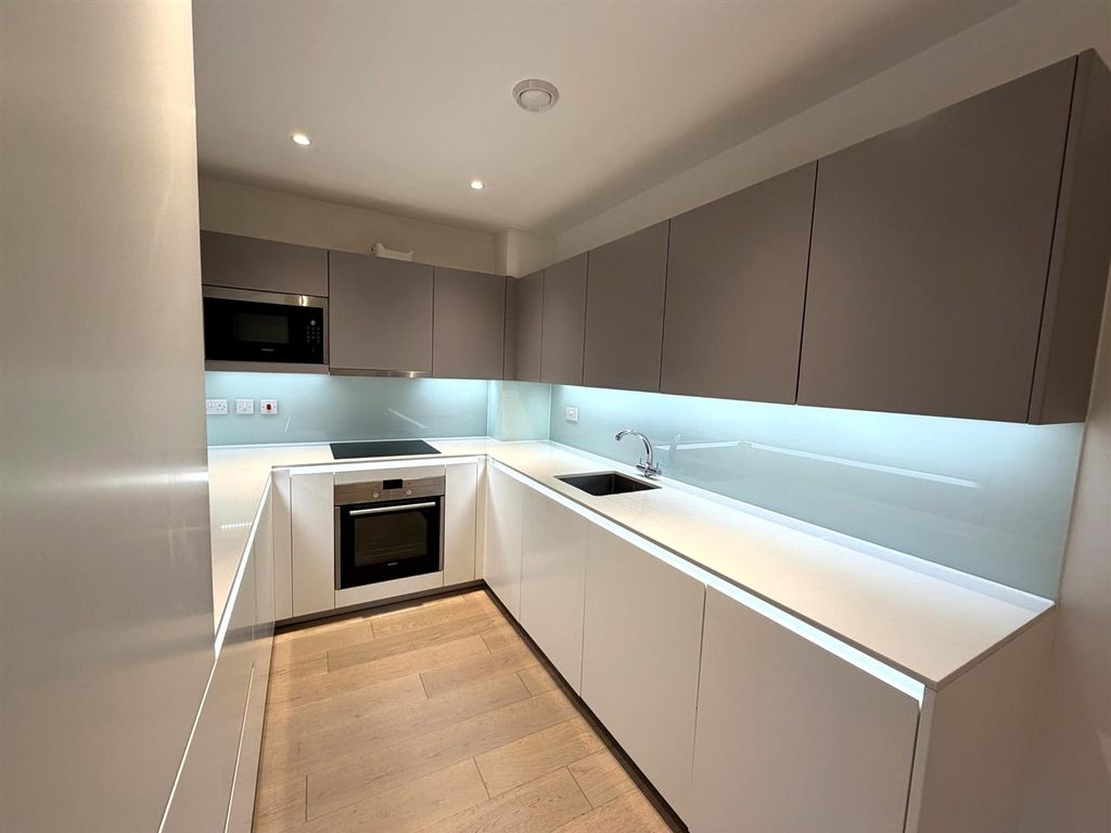 Property photo 2 of 10 Img_0425_Rightmove_Natural.Jpeg