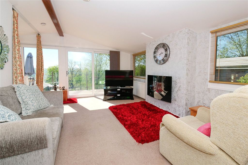 Property photo 2 of 14 Picture No. 07