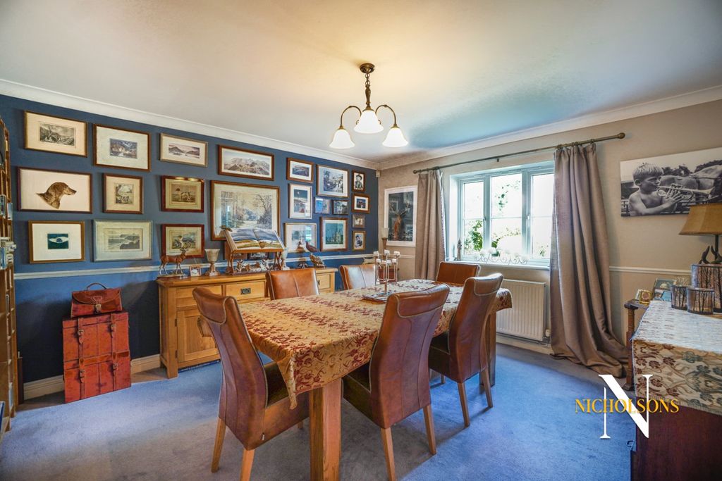 Property photo 3 of 29 4354476