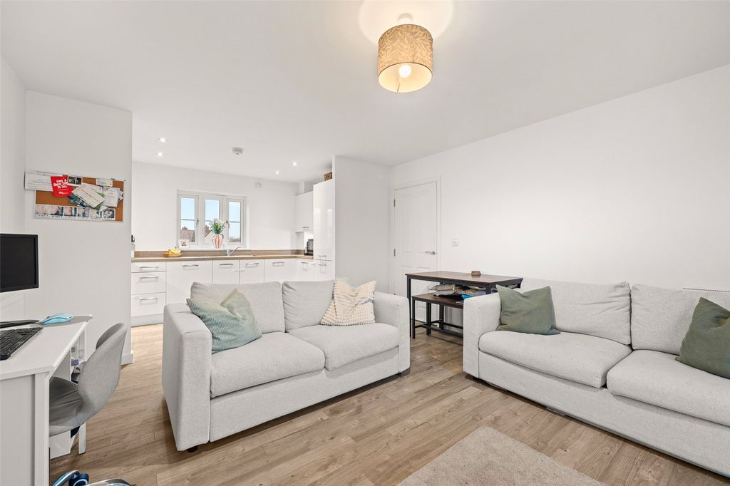 Property photo 3 of 10 Picture No. 06