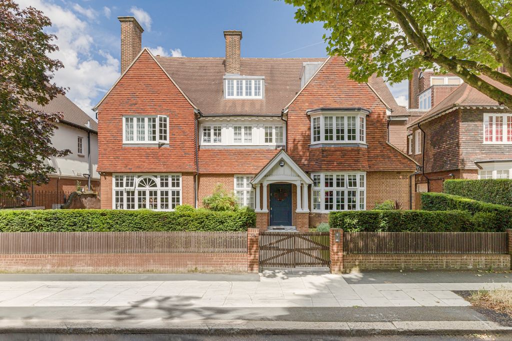 Property photo 2 of 17