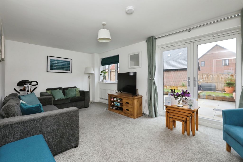 Property photo 3 of 18