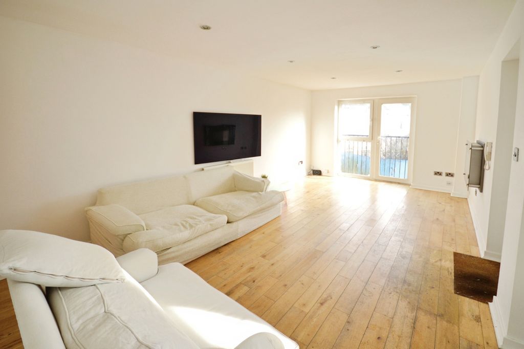 Property photo 3 of 14 Pbox-Img.Jpg