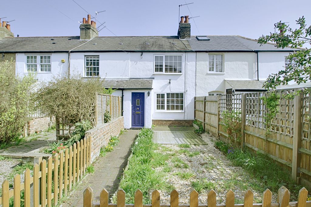 Property photo 1 of 7