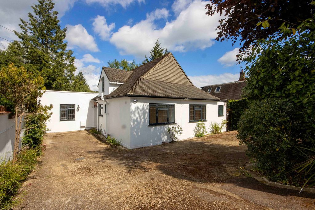 Property photo 1 of 18
