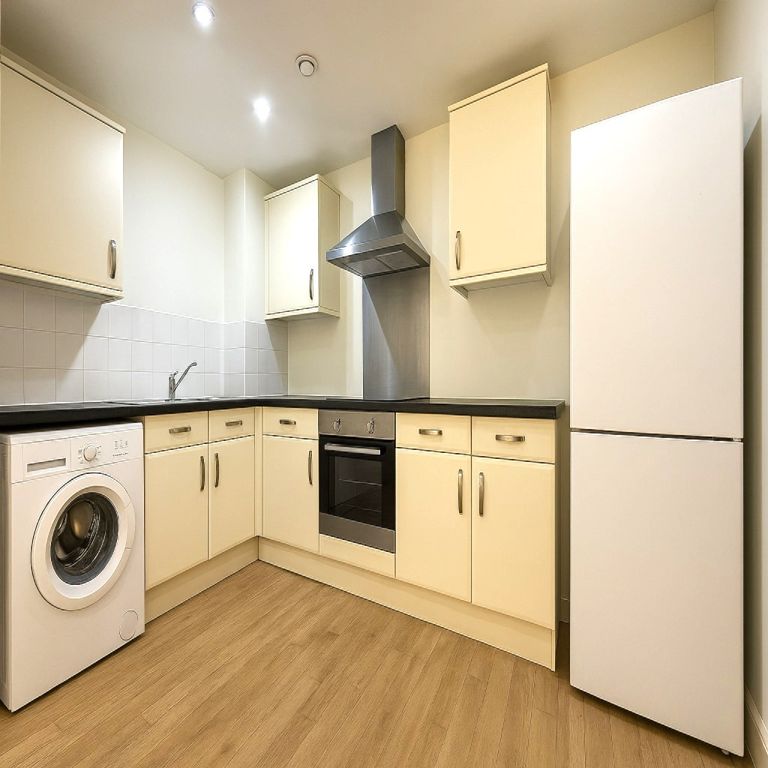 Property photo 2 of 10