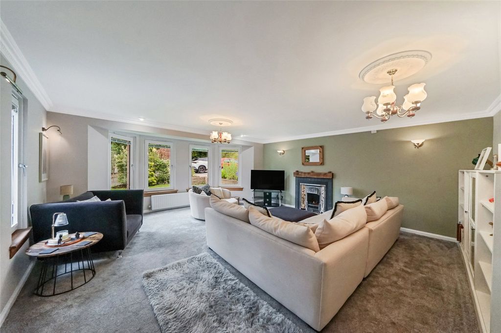 Additional image 5 of 5 bed detached house for saleGlassford Square, Tillicoultry, Clackmannanshire FK13