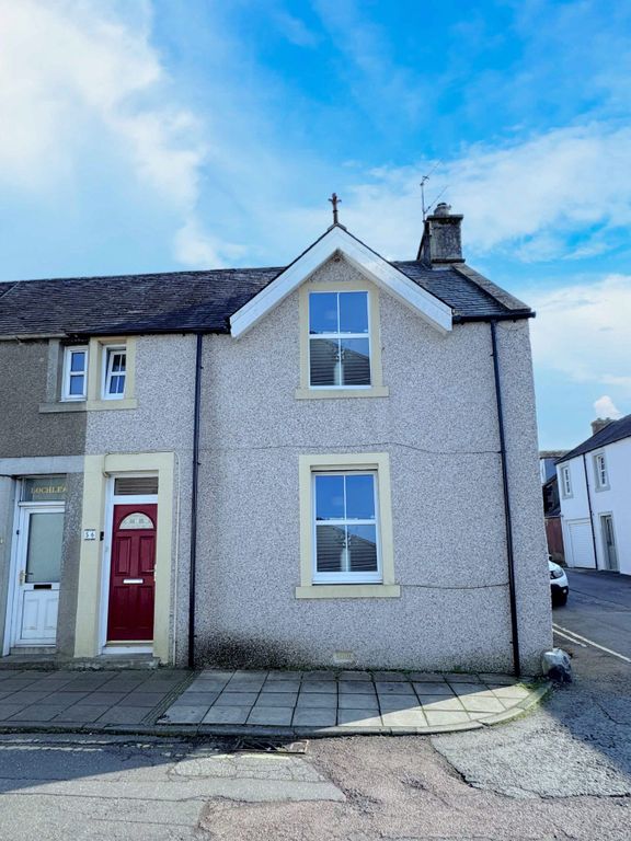 Property photo 1 of 12