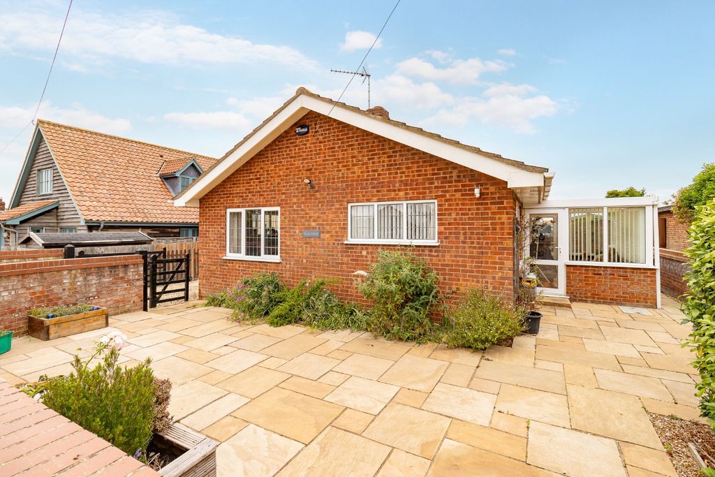 Property photo 2 of 29 5235137