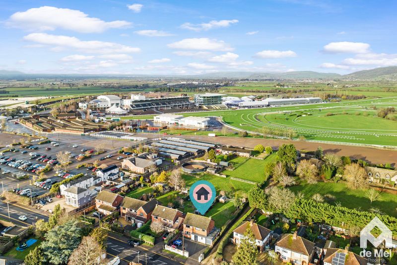 Property photo 3 of 18 Photo 3