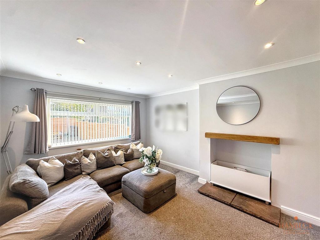 Property photo 3 of 19 Img_5387_Blurred.Jpg