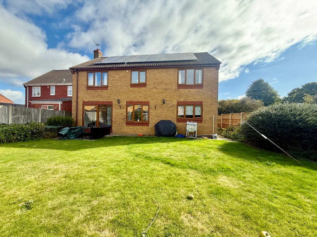 Property photo 3 of 17