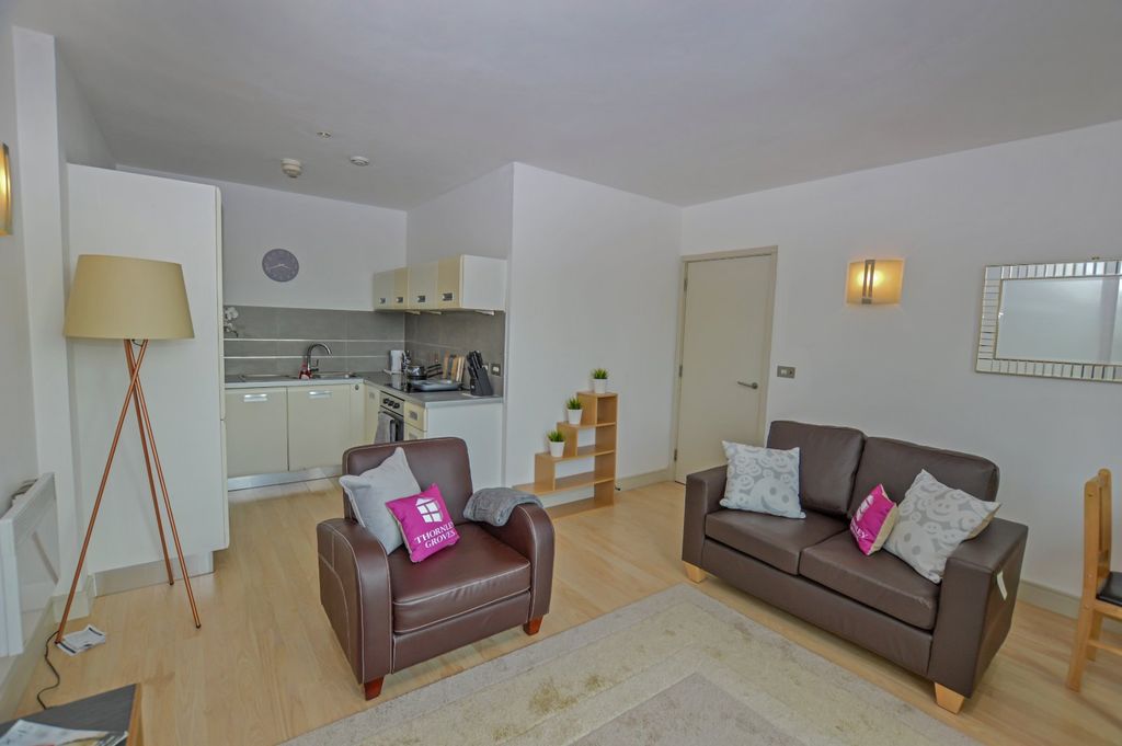 Property photo 2 of 13 Picture No. 44