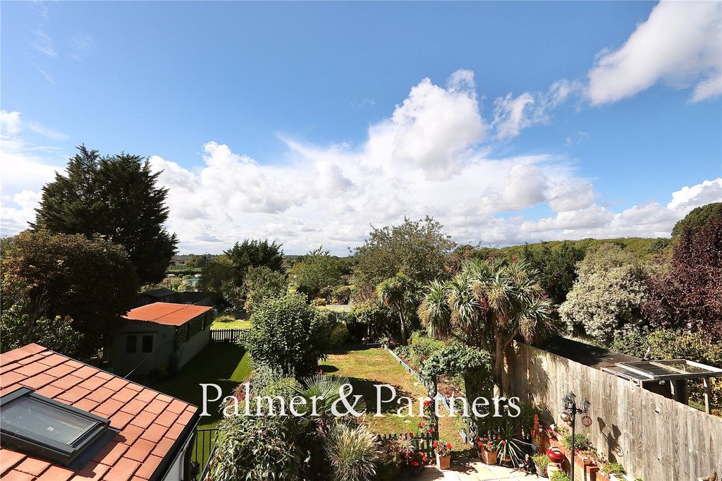Property photo 2 of 26 Picture No. 03