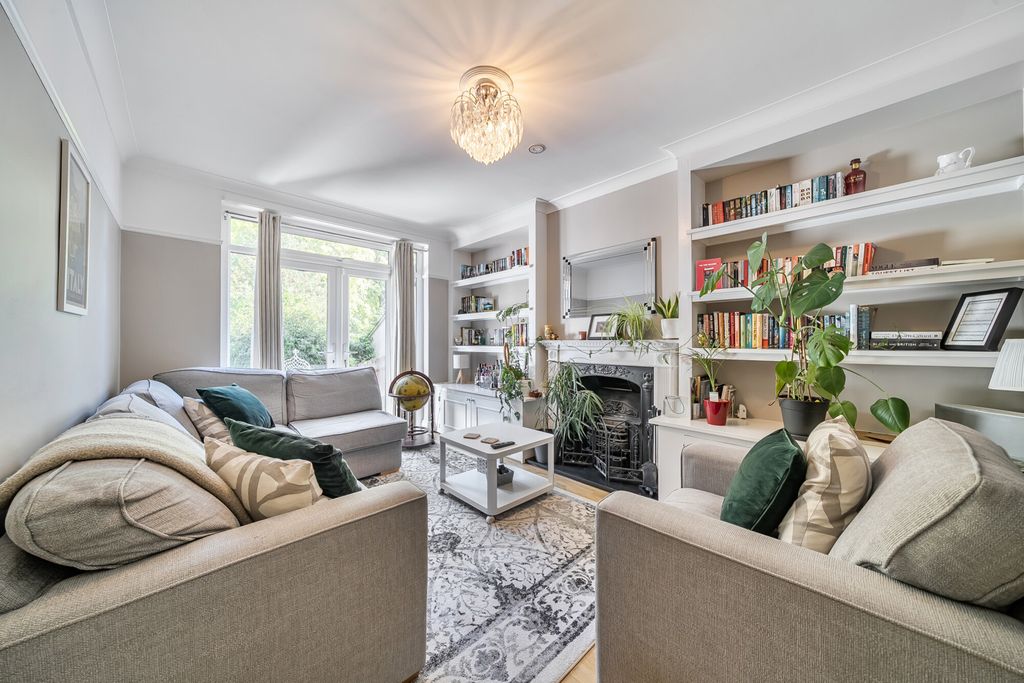 Property photo 2 of 20 1353412-4-68c8443...