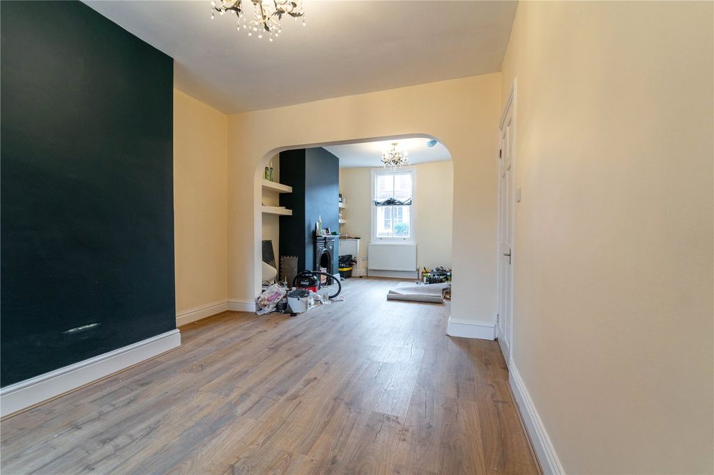 Property photo 3 of 18 Picture No. 30