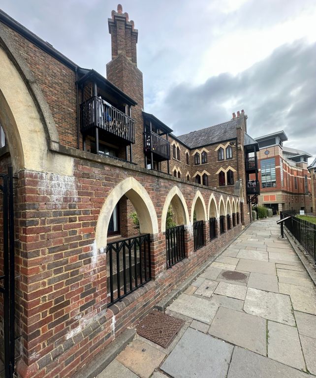 Property photo 3 of 12