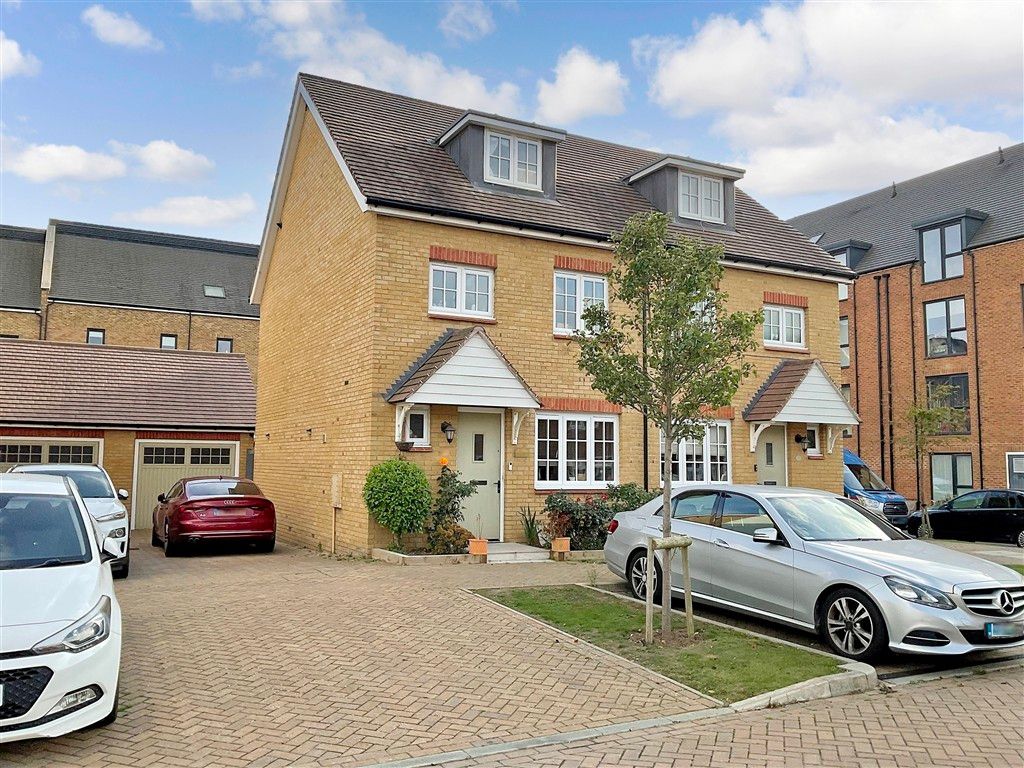 Property photo 1 of 1 Front