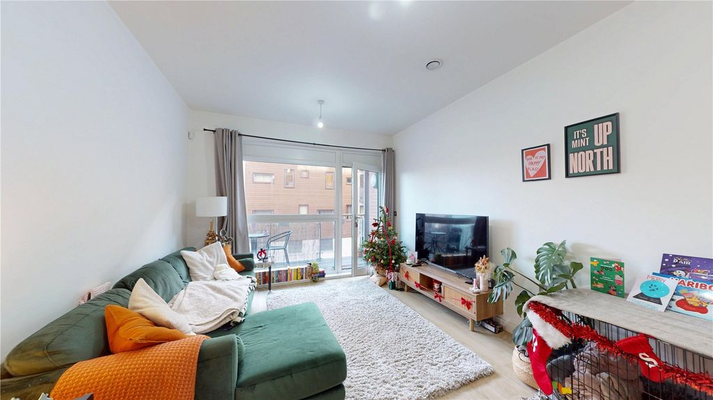 Property photo 2 of 7 Picture No. 01