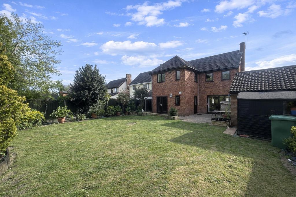 Property photo 2 of 28 2047Cf4D-C251-448D-B8C3-F20870E54A70.Png