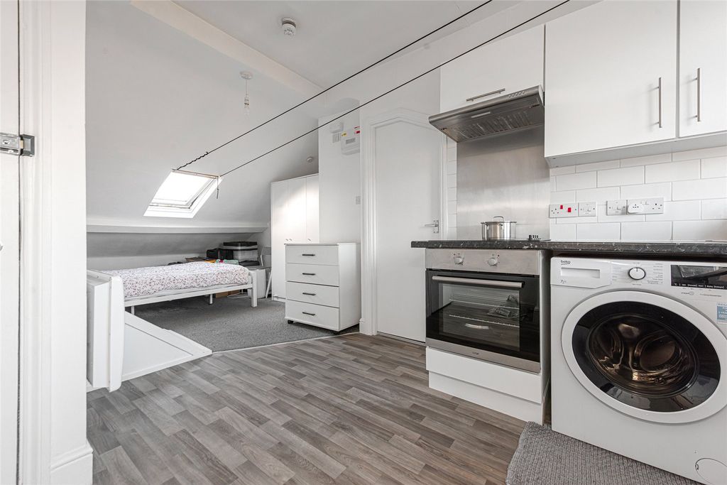 Property photo 1 of 5 Picture No. 04