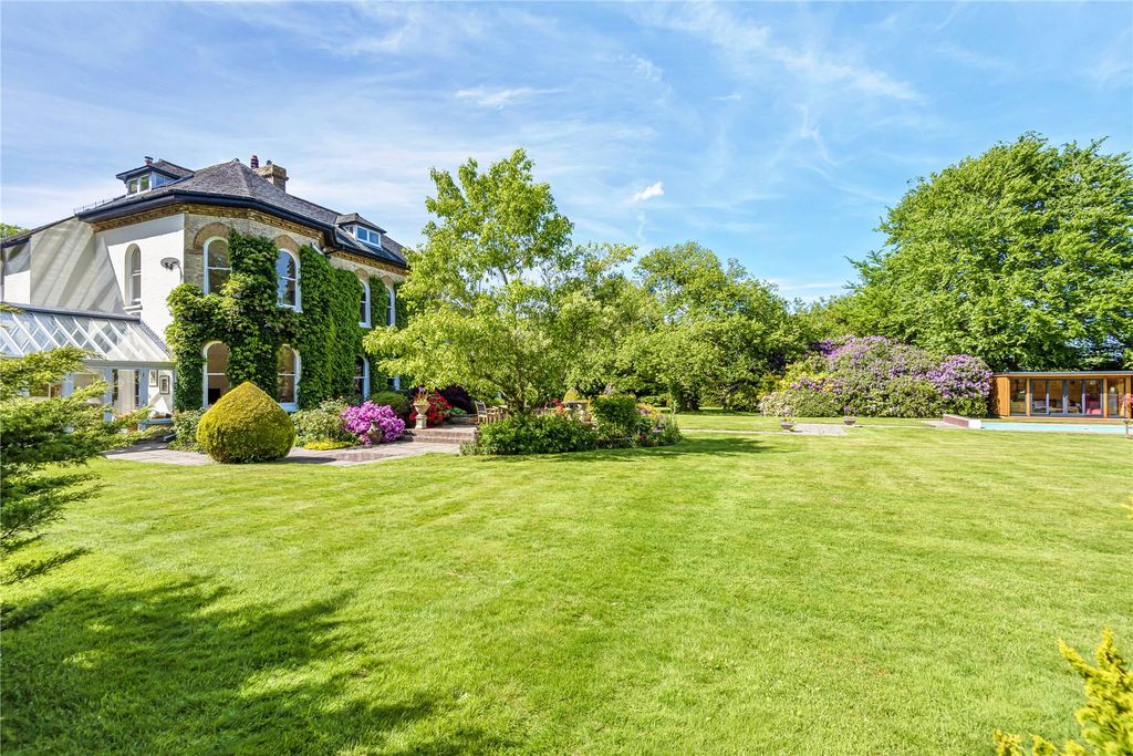 Property photo 3 of 49 Picture No. 71