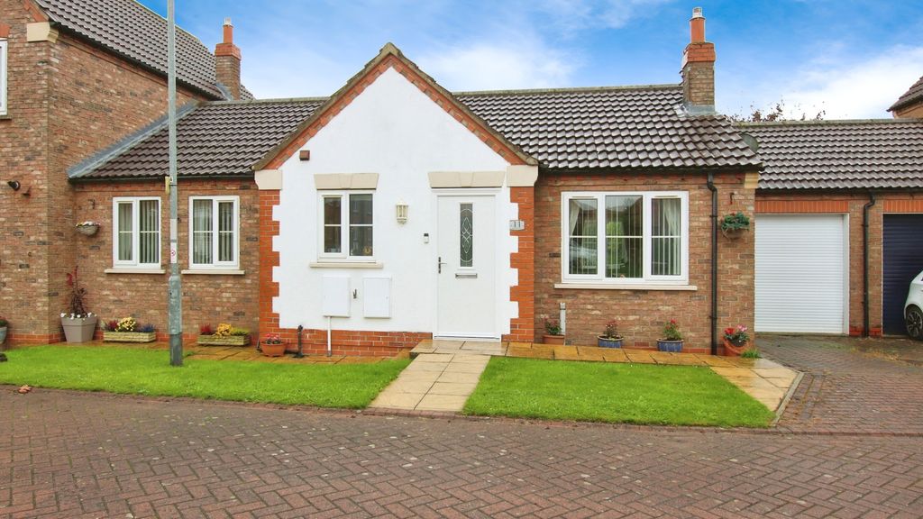 Property photo 1 of 15 3633922