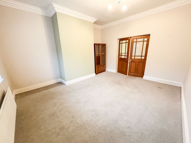 Property photo 2 of 10 Photo 8