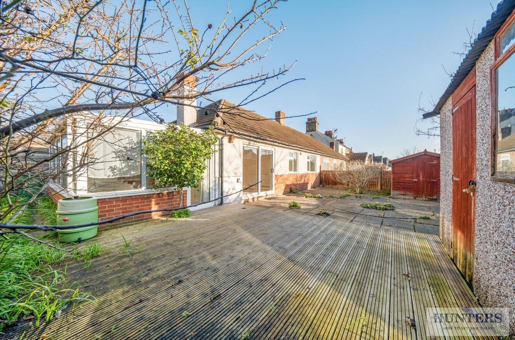 Property photo 1 of 24 Ab2A95F3-0d5d-4A80-9Acf-B0c051375646.Jpg