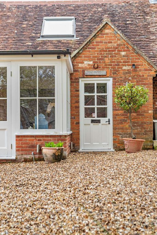 Property photo 3 of 17 Picture No. 32