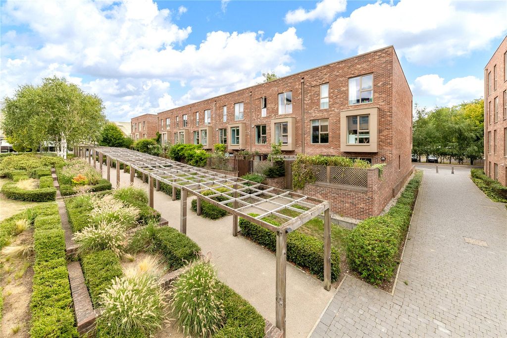 Property photo 1 of 24 Picture No. 27