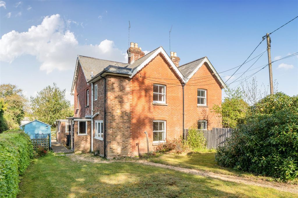 Property photo 1 of 10 1447824-1-69E9E036Af68c.Jpg