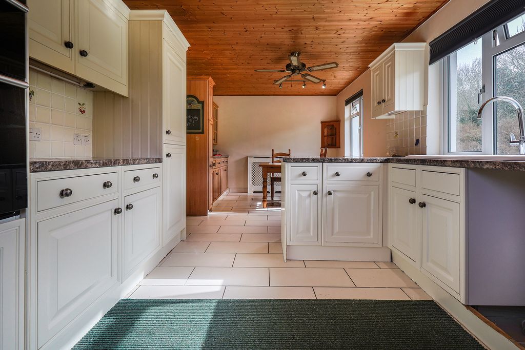 Property photo 2 of 23 Photo 1