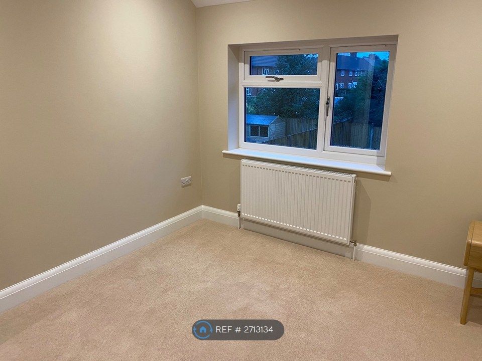 Property photo 2 of 3