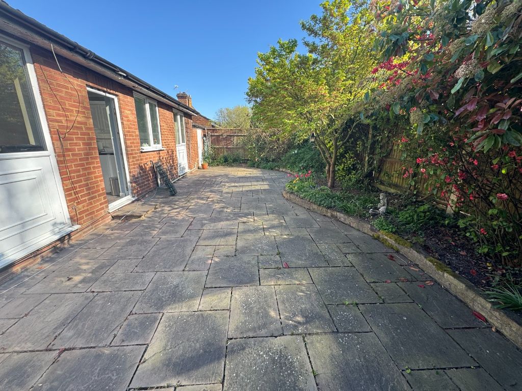 Property photo 3 of 9 2866665