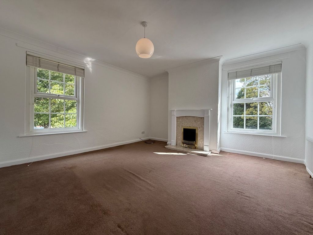 Property photo 3 of 8 Living Room