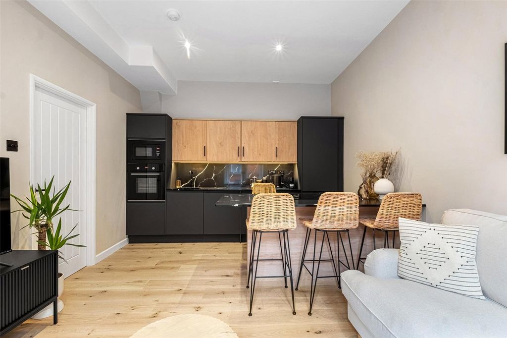 Property photo 1 of 13 Picture 1