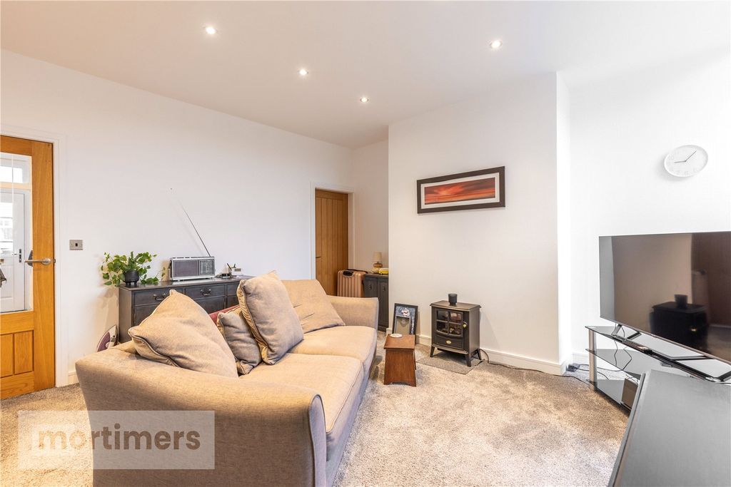 Property photo 2 of 18 Living Room