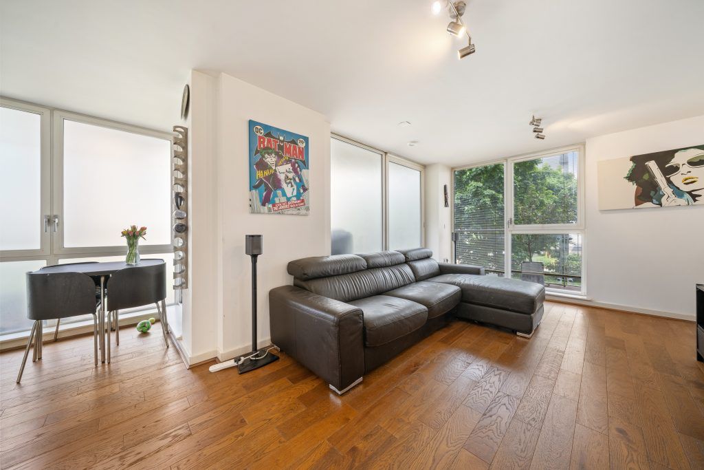 Property photo 2 of 10