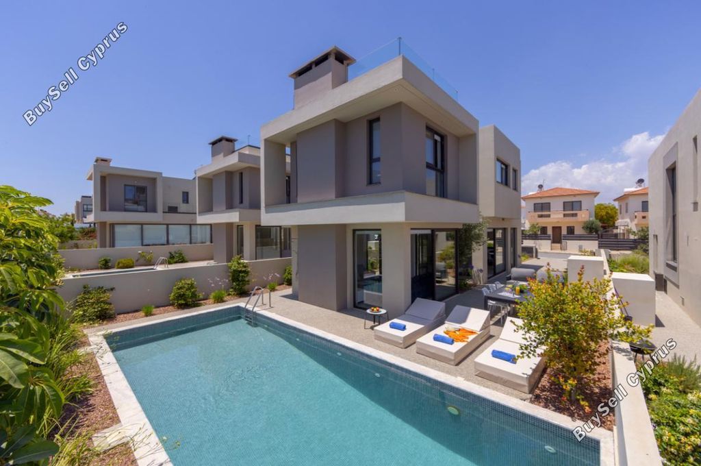 Property photo 1 of 26