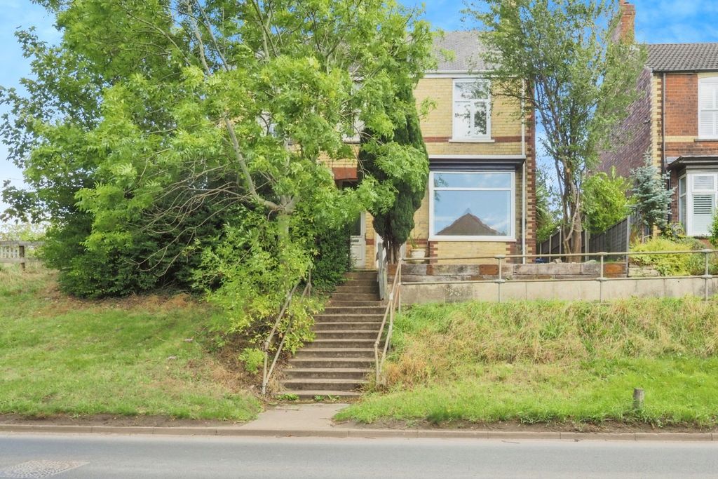 Property photo 3 of 13 Image 2